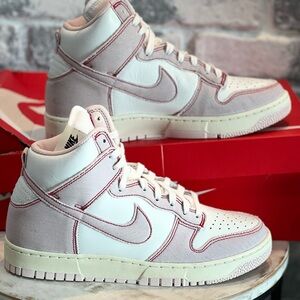 Nike Dunk High Barely Rose Size 8.5 men 10 women New DQ8799-100 Sneakers